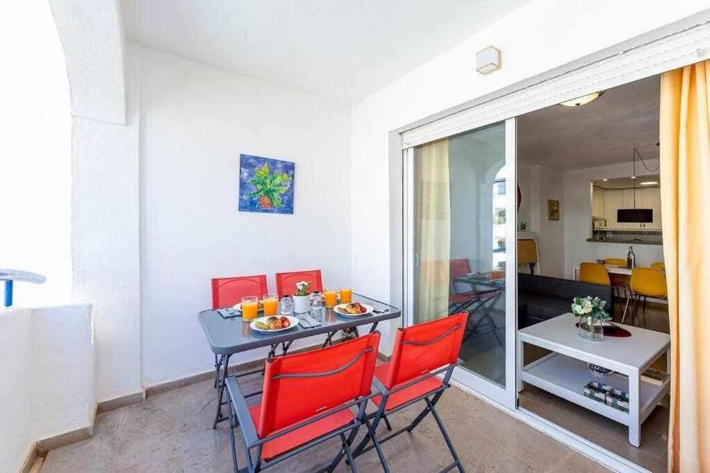 797 Holiday Rentals- Hermoso Apartamento Para 4 En Benalmádena Dış mekan fotoğraf