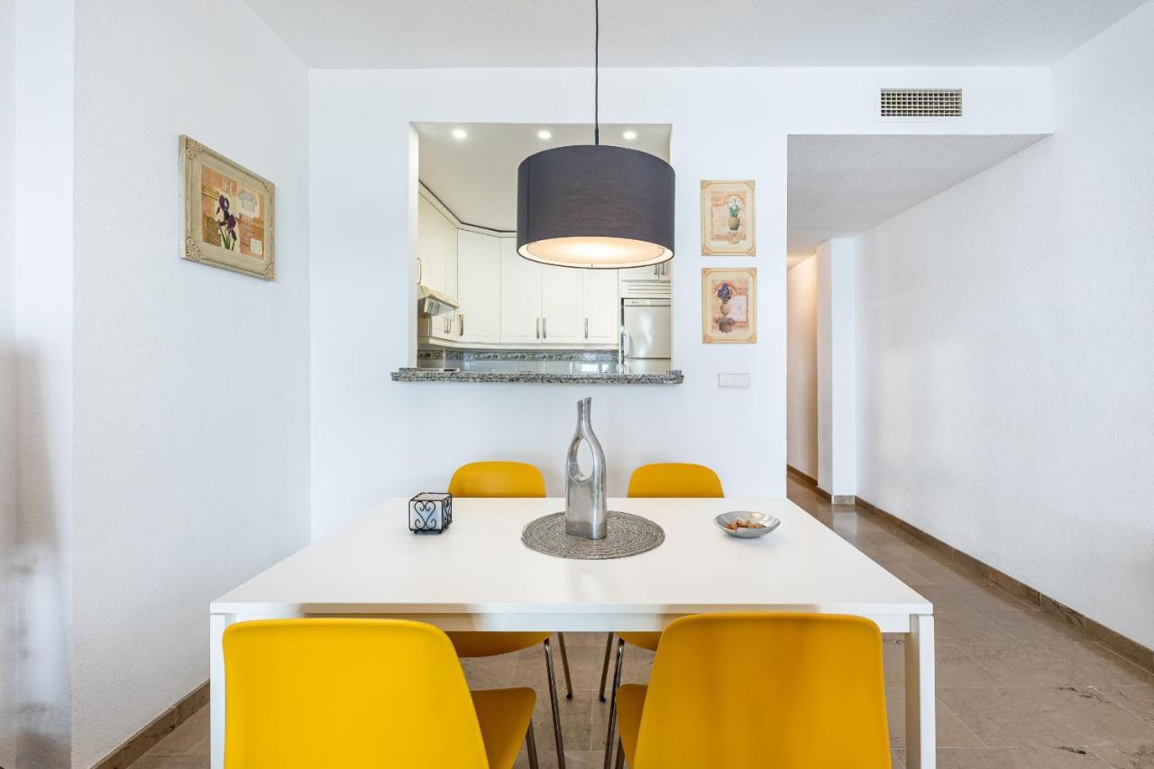 797 Holiday Rentals- Hermoso Apartamento Para 4 En Benalmádena Dış mekan fotoğraf